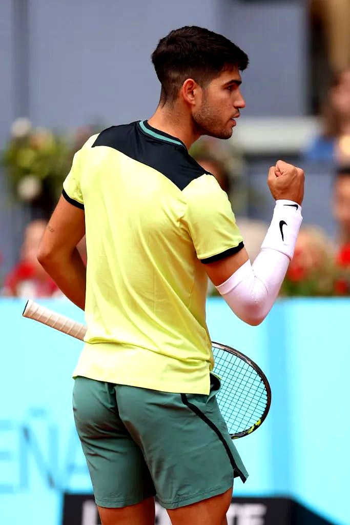 纽卡斯尔足球俱乐部最新消息-玖鼎娱乐官网