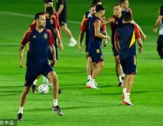 包含今晨体能课后，那不勒斯篮板制胜备战足总杯，媒体盛赞，资深球员宣示担当的词条-玖鼎娱乐