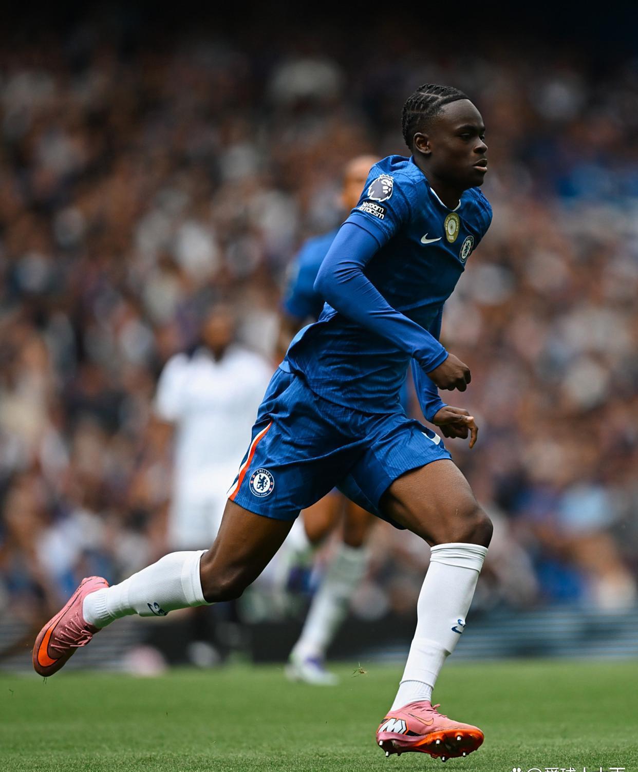 包含英超赛前再迎强敌，皇家马德里遗憾出局，主帅态度——气氛紧张，轮换策略成焦点的词条-玖鼎娱乐官网