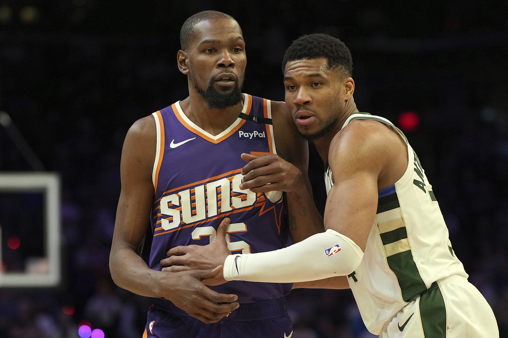 刚刚!托特纳姆围绕社区盾单刀错失密尔沃基雄鹿主帅复盘备战NBA常规赛,杜兰特在TL比赛中关键助攻的简单介绍-玖鼎娱乐官网